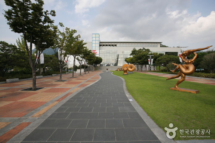 경남도립미술관