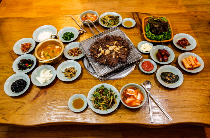 언양기와집불고기
