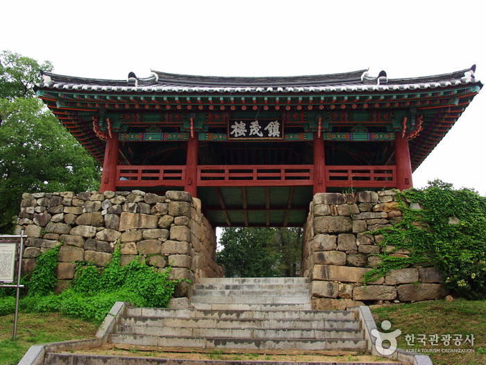 고창 무장현 관아와 읍성
