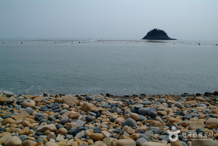 보옥공룡알해변