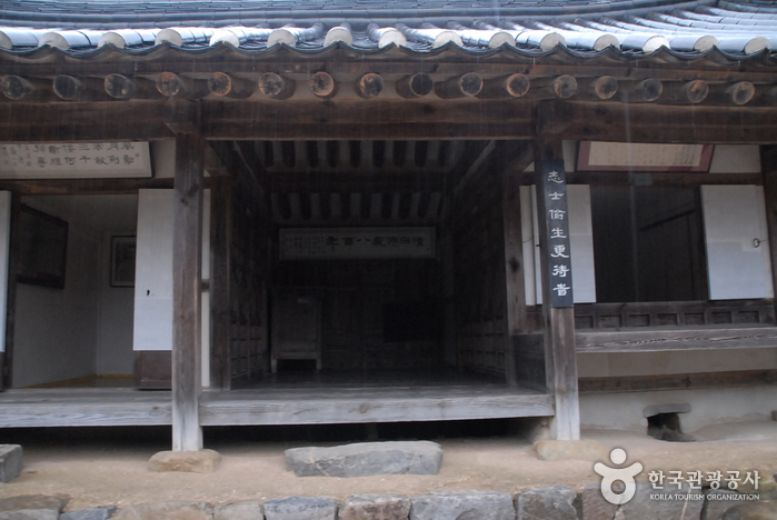 김좌진장군생가지