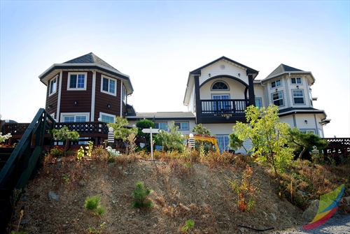 노을빛언덕펜션