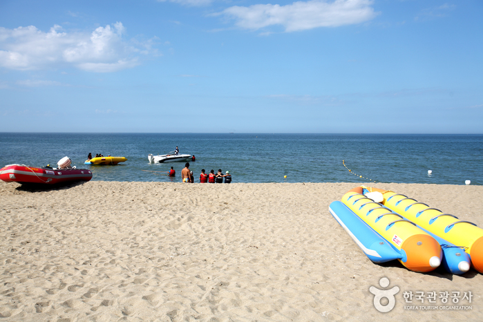 덕산해변