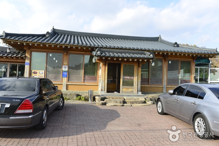 전통맷돌순두부