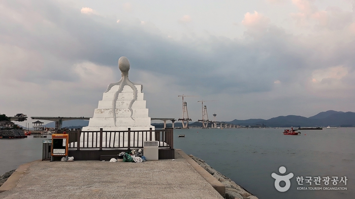 유월갯벌해안길