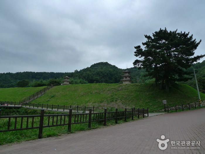 경주 감은사지
