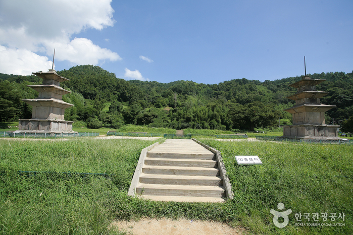 경주 감은사지