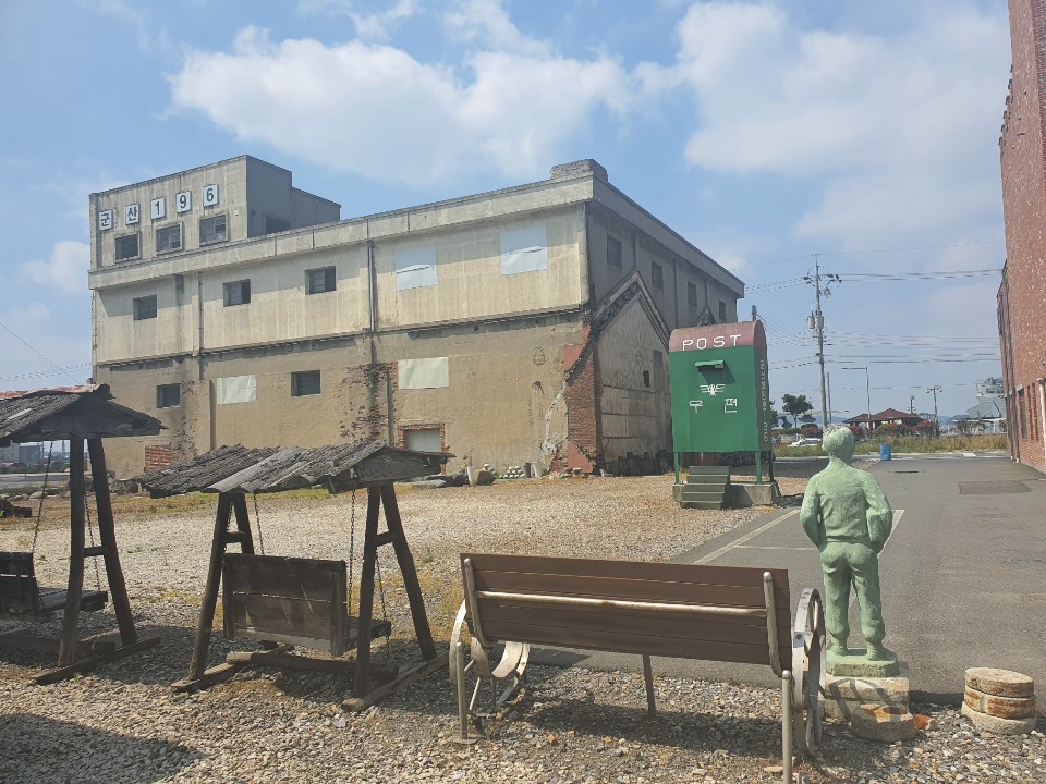 장미동 (구 일본인창고)