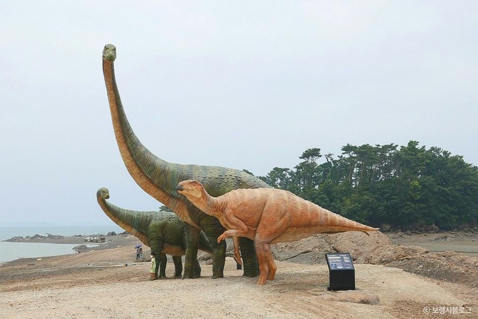 학성리 공룡발자국화석