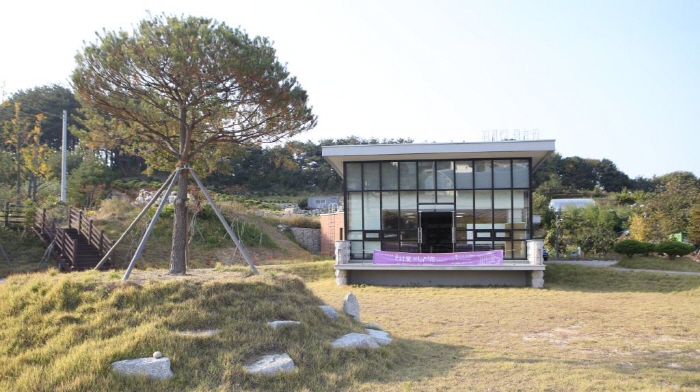 김동명문학관